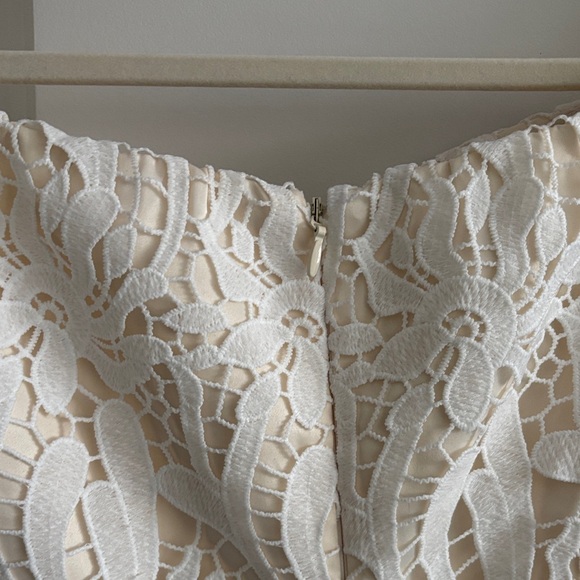 Chi Chi London Cream Lace Dress - Picture 8 of 8